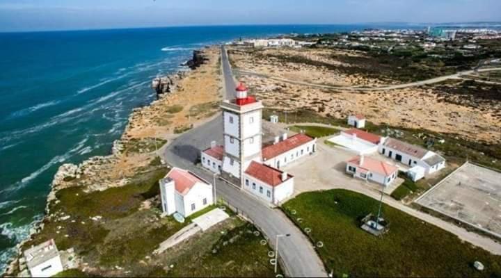 4 Elements Apartment Peniche Luaran gambar